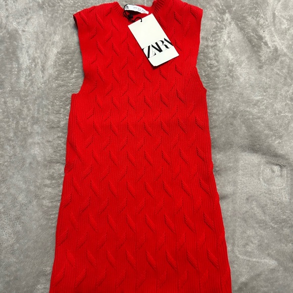 Zara women top nwt
price firm - Picture 3 of 8